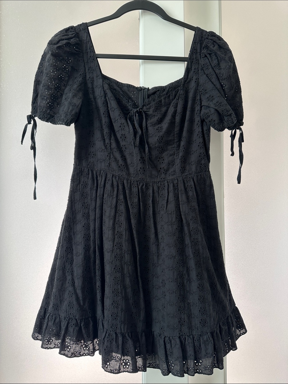 SHEIN Black Eyelet Puff-Sleeve Mini Dress